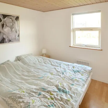 度假居 Lovely Home In Orsted With Sauna *