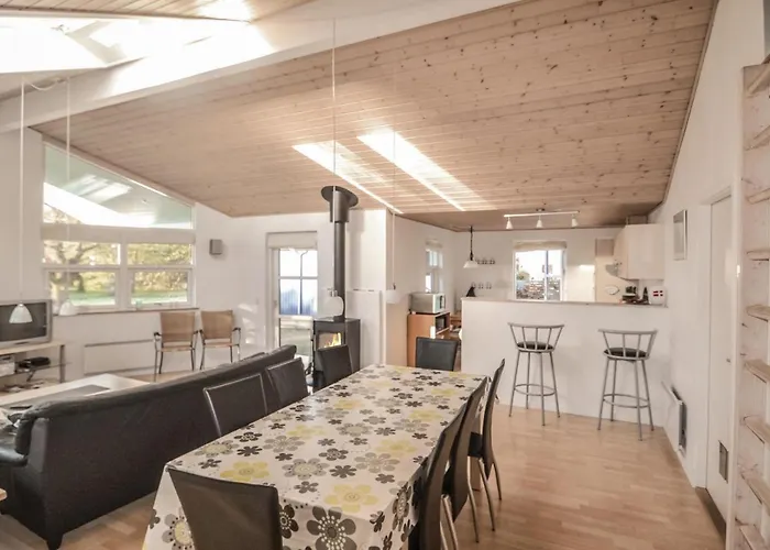 Ferienhaus Three-bedroom In